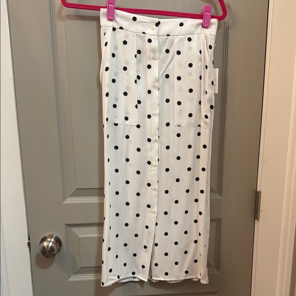 Forever 21 Black and White Midi Pencil Skirt